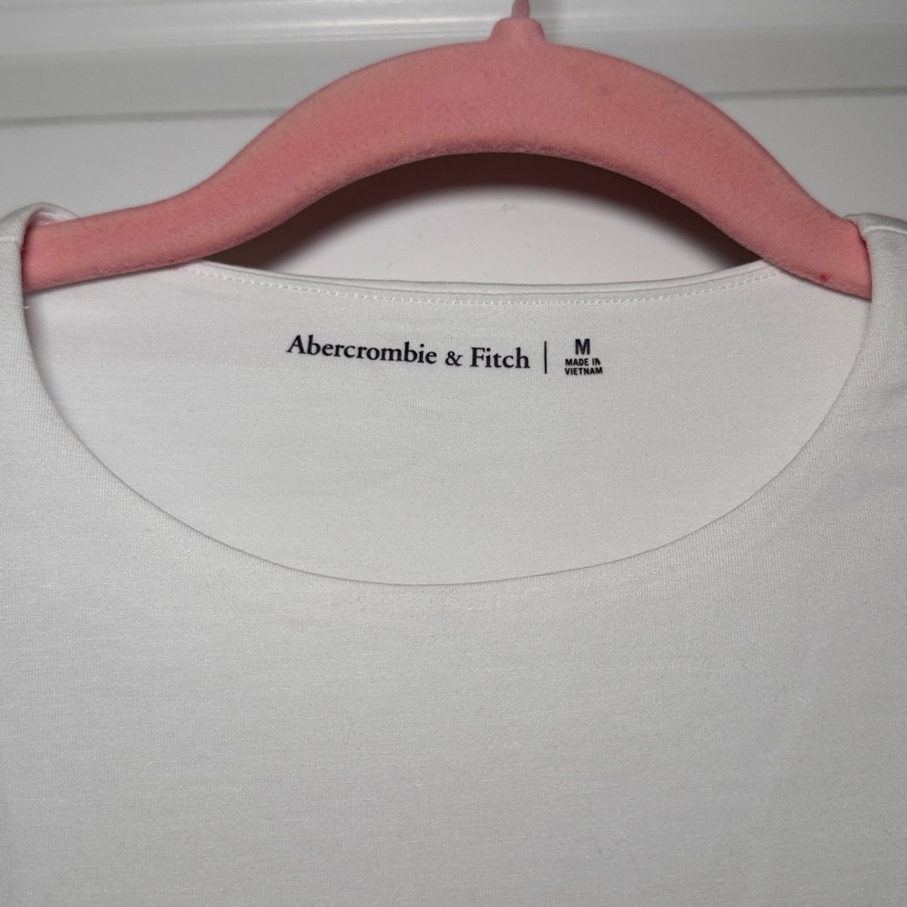 Abercrombie & Fitch White Sleeveless Top - Picture 2 of 5